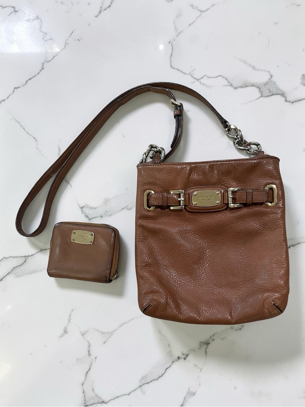 Michael Kors Hamilton Chestnut Brown Pebbled Leather Crossbody Bag w Coin Wallet
